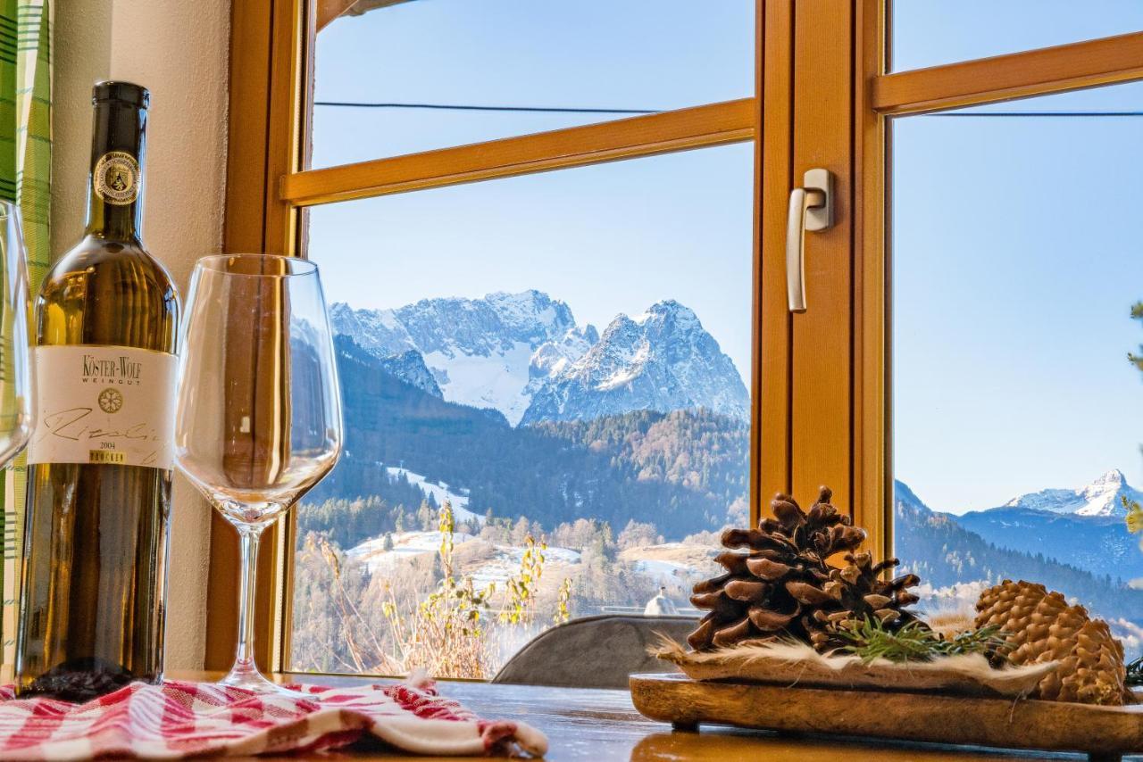 Zur Schoenen Aussicht Hotel Garni Гармиш-Партенкирхен Экстерьер фото